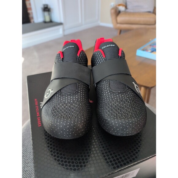Brand new Peloton Altos cycling shoes with look delta cleats + box US men\'s 9.5